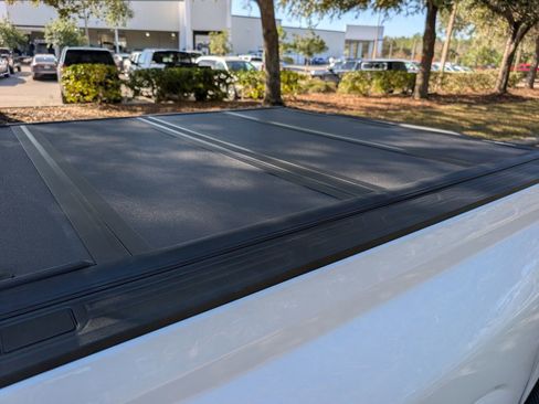 Used 2025 Chevrolet Colorado Z71 w/ Technology Package image 10