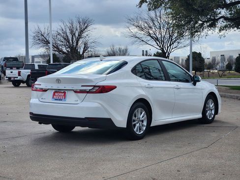 Used 2025 Toyota Camry LE w/ Convenience Package image 3