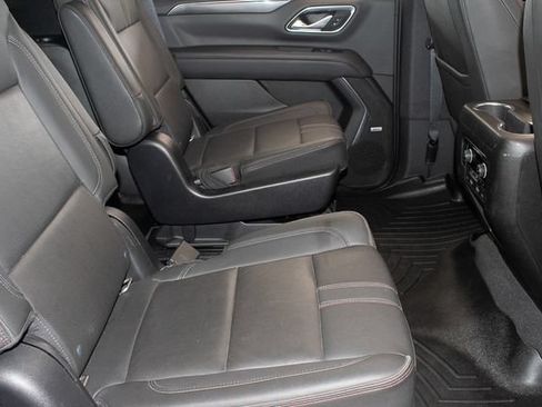 Used 2022 Chevrolet Tahoe RST w/ Sport Performance Package AWD/4WD image 12