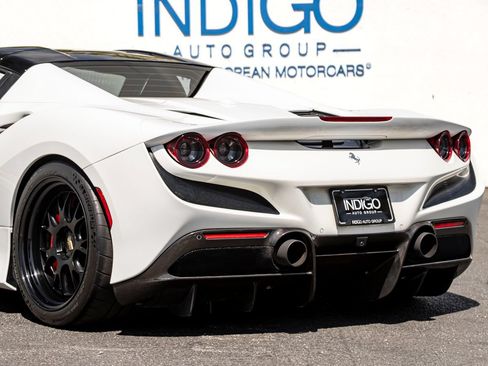 Used 2022 Ferrari F8 Tributo RWD image 14
