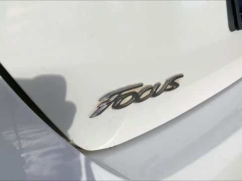 Used 2015 Ford Focus SE w/ Equipment Group 201A image 30