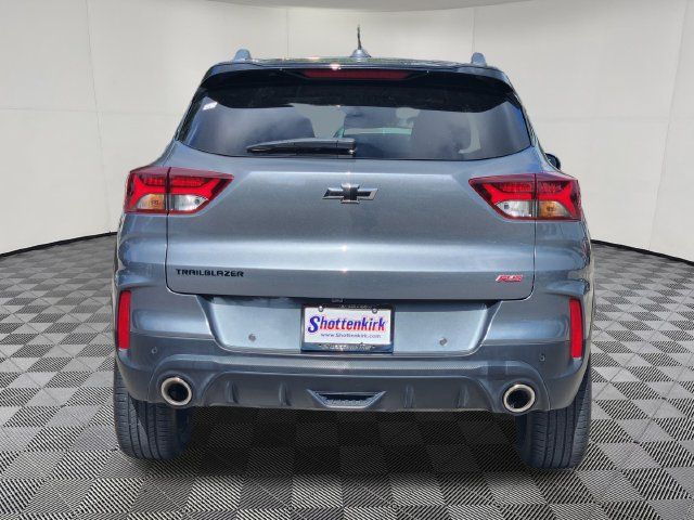 Used 2022 Chevrolet TrailBlazer RS w/ Technology Package FWD image 7