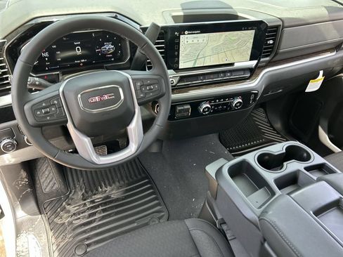 New 2026 GMC Sierra 3500 SLE w/ SLE Convenience Package RWD image 20