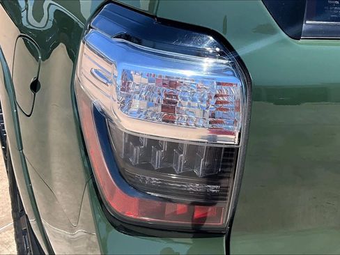 Used 2021 Toyota 4Runner Trail Special Edition AWD/4WD image 28