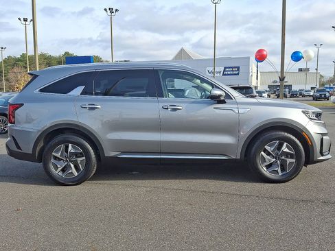 Used 2022 Kia Sorento EX image 6