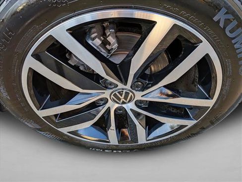 Used 2025 Volkswagen Jetta SE image 22