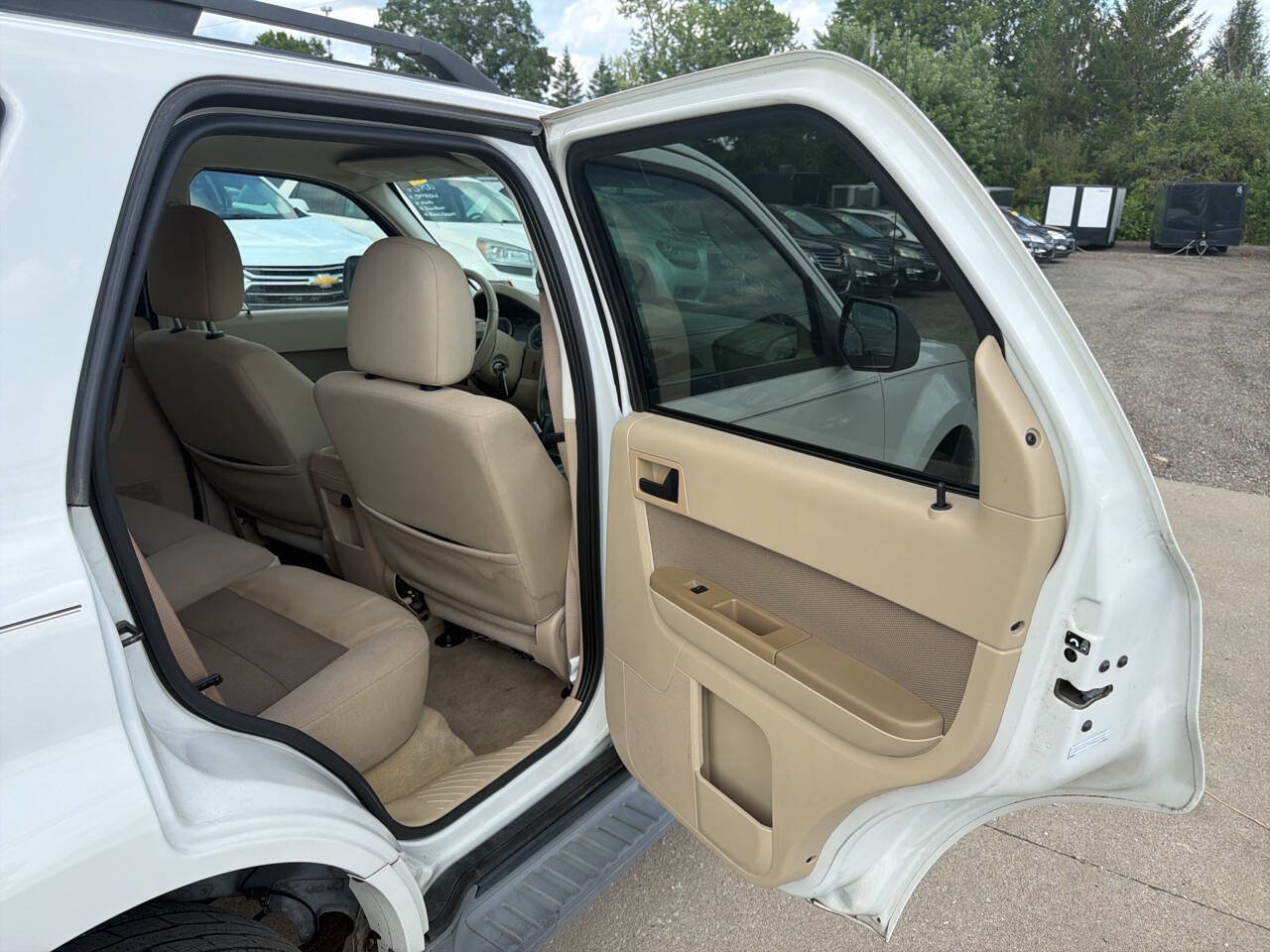 Used 2009 Ford Escape XLT FWD image 15