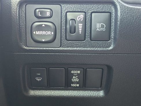 Used 2020 Toyota 4Runner SR5 Premium w/ Moonroof Package AWD/4WD image 28