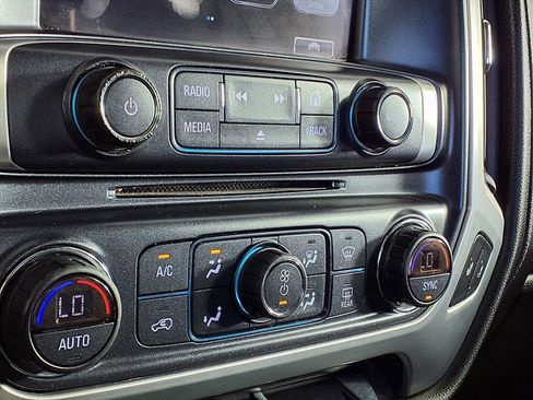 Used 2018 GMC Sierra 1500 SLT w/ Texas SLT Premium Package image 13