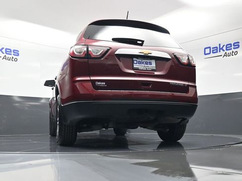 Used 2016 Chevrolet Traverse LT image 46