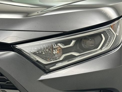 Certified 2021 Toyota RAV4 XSE AWD/4WD image 21