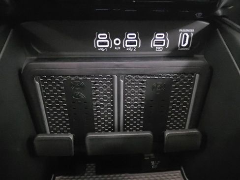 New 2026 RAM 1500 Laramie w/ Night Edition AWD/4WD image 27