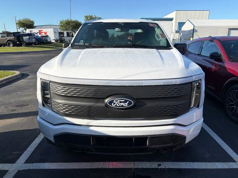Certified 2025 Ford F150 Lightning XLT AWD/4WD image 11