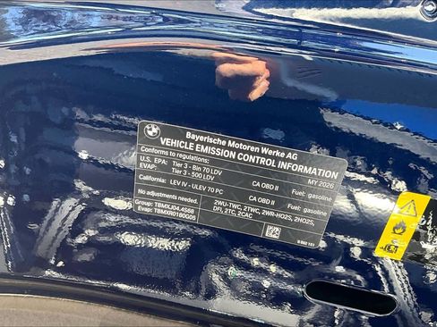 New 2026 BMW 760i xDrive w/ Executive Package image 17