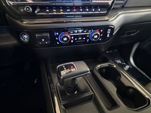 Used 2023 Chevrolet Silverado 1500 ZR2 w/ Technology Package image 33