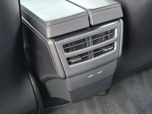 Used 2018 Tesla Model S 75D image 26