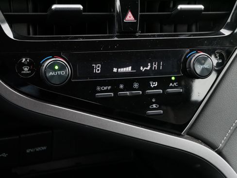 Certified 2023 Toyota Camry SE image 23