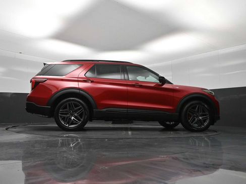 New 2026 Ford Explorer ST-Line w/ ST-Line Street Pack image 34
