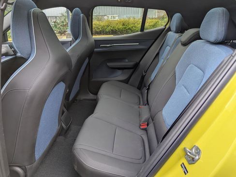 Used 2025 Volvo EX30 Ultra w/ Climate Package image 11