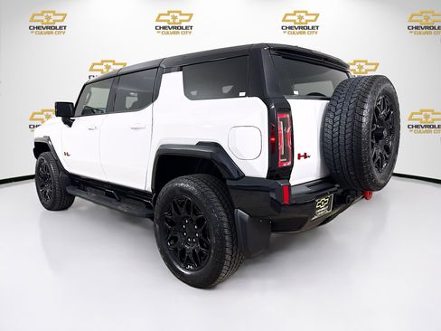 Used 2024 GMC Hummer EV 2X w/ LPO, Illumination Package image 5