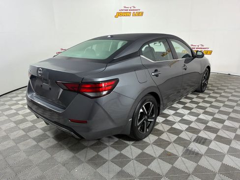Certified 2025 Nissan Sentra SV w/ Trunk Package FWD image 6