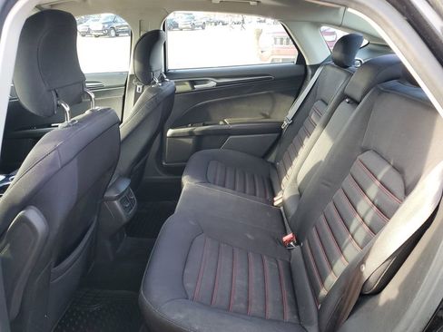 Used 2013 Ford Fusion SE image 25