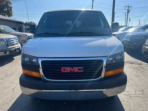 Used 2015 GMC Savana 2500 image 3