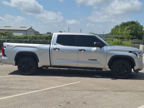 Used 2023 Toyota Tundra SR5 RWD image 6