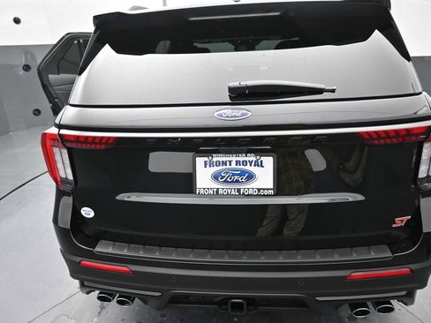New 2026 Ford Explorer ST w/ Sun And Sound Package image 19