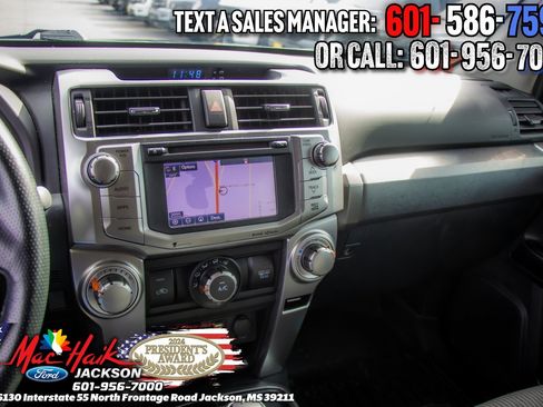 Used 2017 Toyota 4Runner SR5 image 12