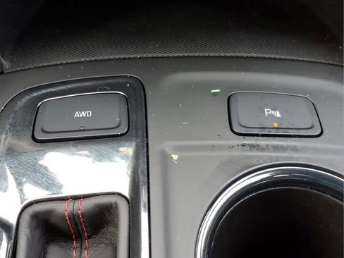 Used 2023 Chevrolet Equinox RS w/ LPO, Floor Liner Package AWD/4WD image 22