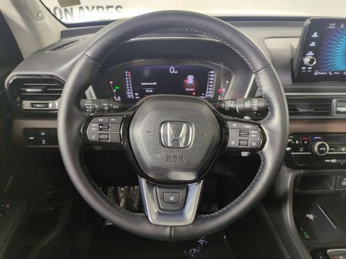 Certified 2024 Honda Pilot Elite image 18