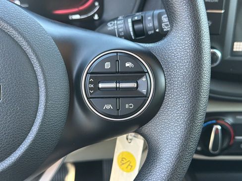 Used 2024 Kia Soul LX FWD image 23