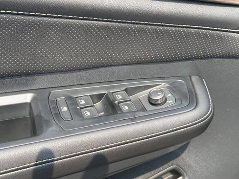 New 2026 Volkswagen Atlas SEL AWD/4WD image 28