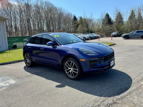 Used 2022 Porsche Macan image 9