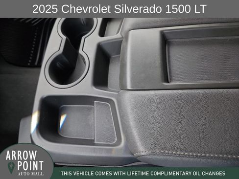 Used 2025 Chevrolet Silverado 1500 LT RWD image 28