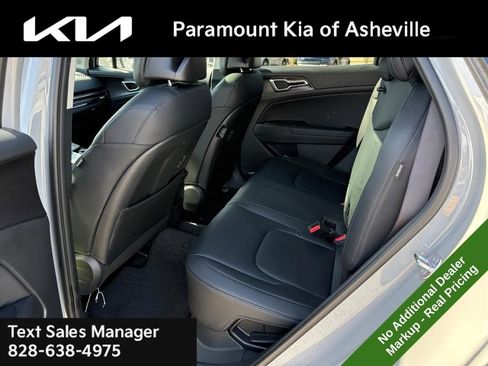 New 2026 Kia Sportage EX image 23
