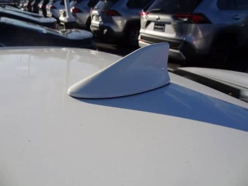 Used 2021 Toyota Corolla LE image 16