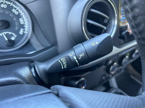 Used 2016 Toyota Tacoma TRD Sport w/ Premium & Technology Package RWD image 51