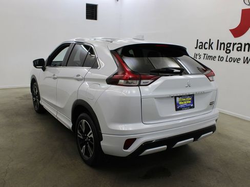 Used 2025 Mitsubishi Eclipse Cross SEL AWD/4WD image 3