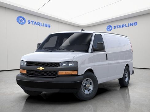 New 2025 Chevrolet Express 2500 w/ Driver Convenience Package image 8