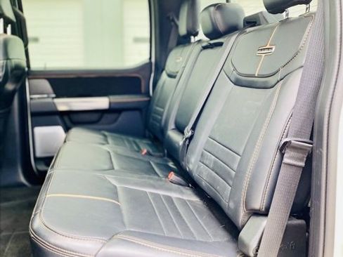 Used 2024 Ford F350 Platinum w/ Tremor Off-Road Package image 15