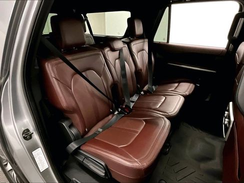 Used 2022 Ford Expedition Max Limited AWD/4WD image 24