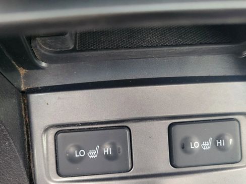 Used 2014 Acura ILX w/ Premium Package FWD image 25