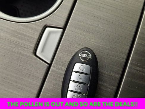 Used 2017 Nissan Murano Platinum w/ Platinum Technology Package image 18