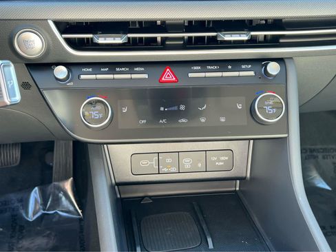 Certified 2026 Hyundai Sonata SEL AWD/4WD image 35