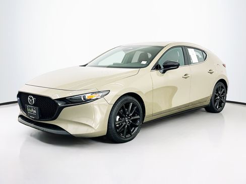 Used 2024 MAZDA MAZDA3 s image 3