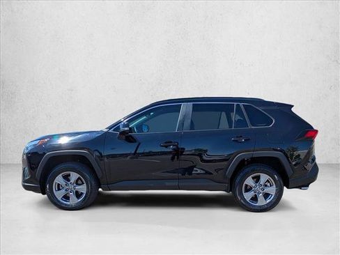 Used 2023 Toyota RAV4 XLE FWD image 9