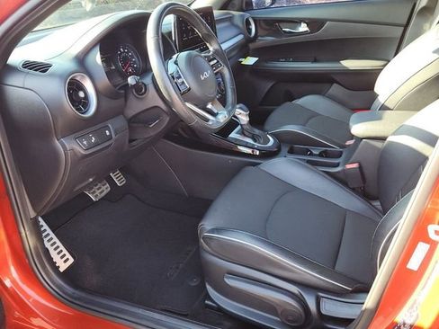 Used 2024 Kia Forte GT-Line image 10