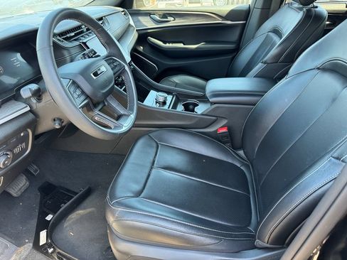Used 2024 Jeep Grand Cherokee Limited 4xe w/ Luxury Tech Group II AWD/4WD image 21